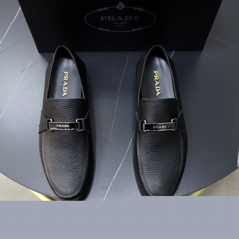 Pra*a leather shoes